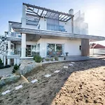 شقة Mar A Vista - With Pool, Gym And Sea Views *
