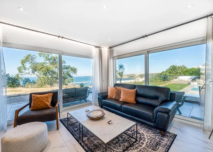 Mar A Vista - With Pool, Gym And Sea Views