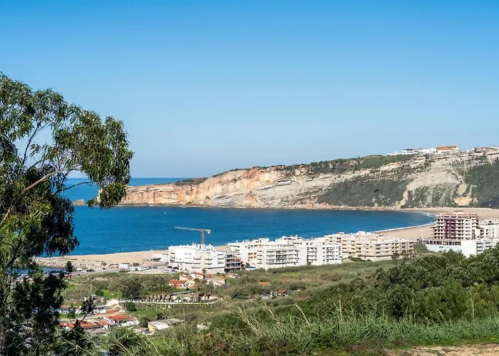 Mar A Vista - With Pool, Gym And Sea Views *