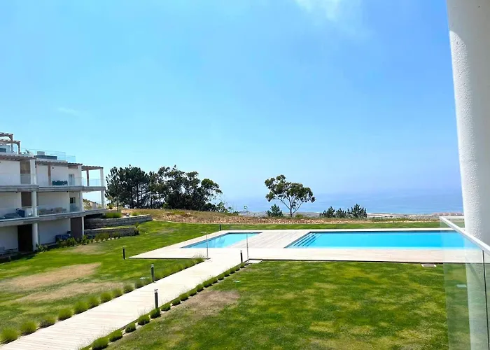 Mar A Vista - With Pool, Gym And Sea Views Appartement Nazaré