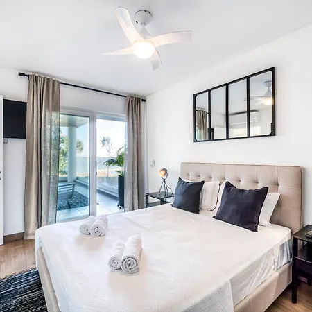 Mar A Vista - With Pool, Gym And Sea Views Apartman *