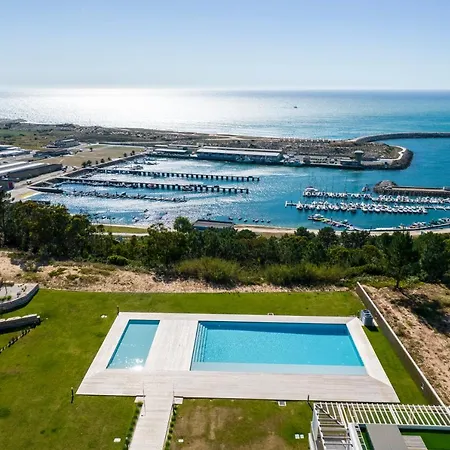 Mar A Vista - With Pool, Gym And Sea Views Апартаменты Назаре