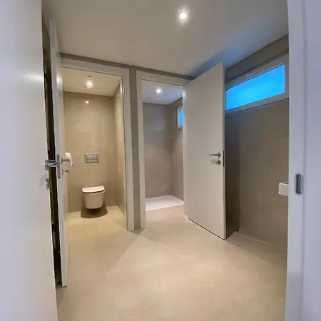 Mar A Vista - With Pool, Gym And Sea Views * Nazaré