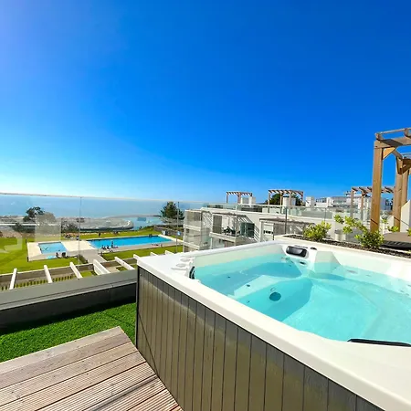 Mar A Vista - With Pool, Gym And Sea Views Apartman Nazaré