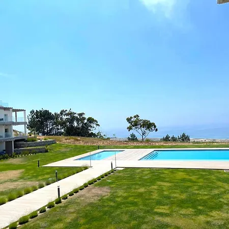 Mar A Vista - With Pool, Gym And Sea Views Apartman Nazaré