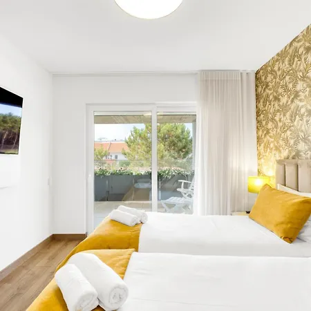 Mar A Vista - With Pool, Gym And Sea Views Nazare