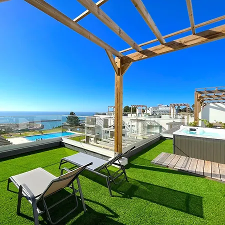 Mar A Vista - With Pool, Gym And Sea Views