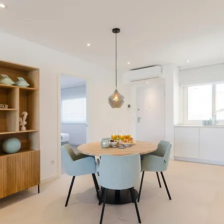 Апартаменты Mar A Vista - With Pool, Gym And Sea Views Назаре