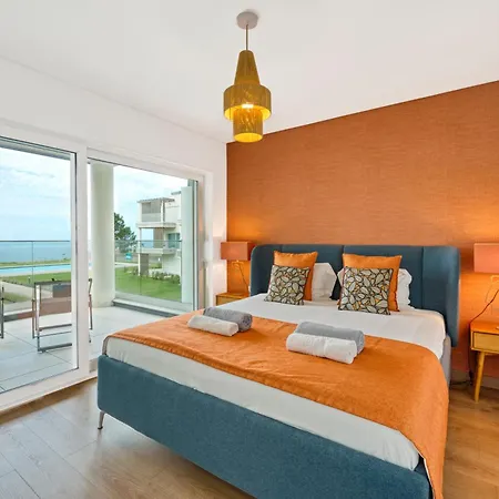 Mar A Vista - With Pool, Gym And Sea Views Apartman Nazaré