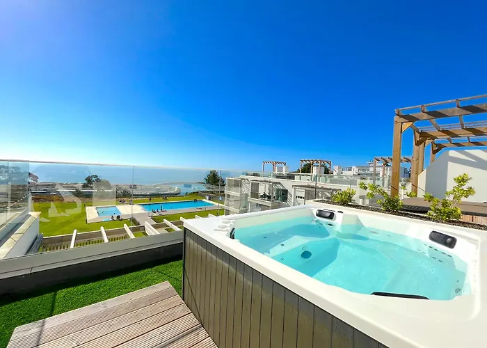 Mar A Vista - With Pool, Gym And Sea Views アパート ナザレ